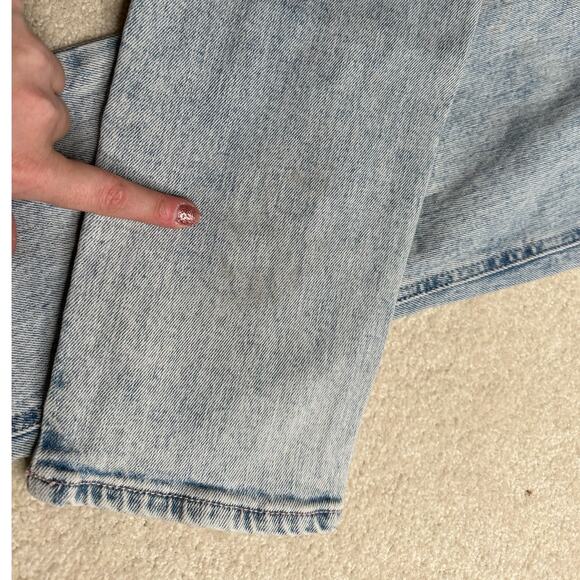 Old Navy: Light Wash Blue Overalls - Picture 9 of 11